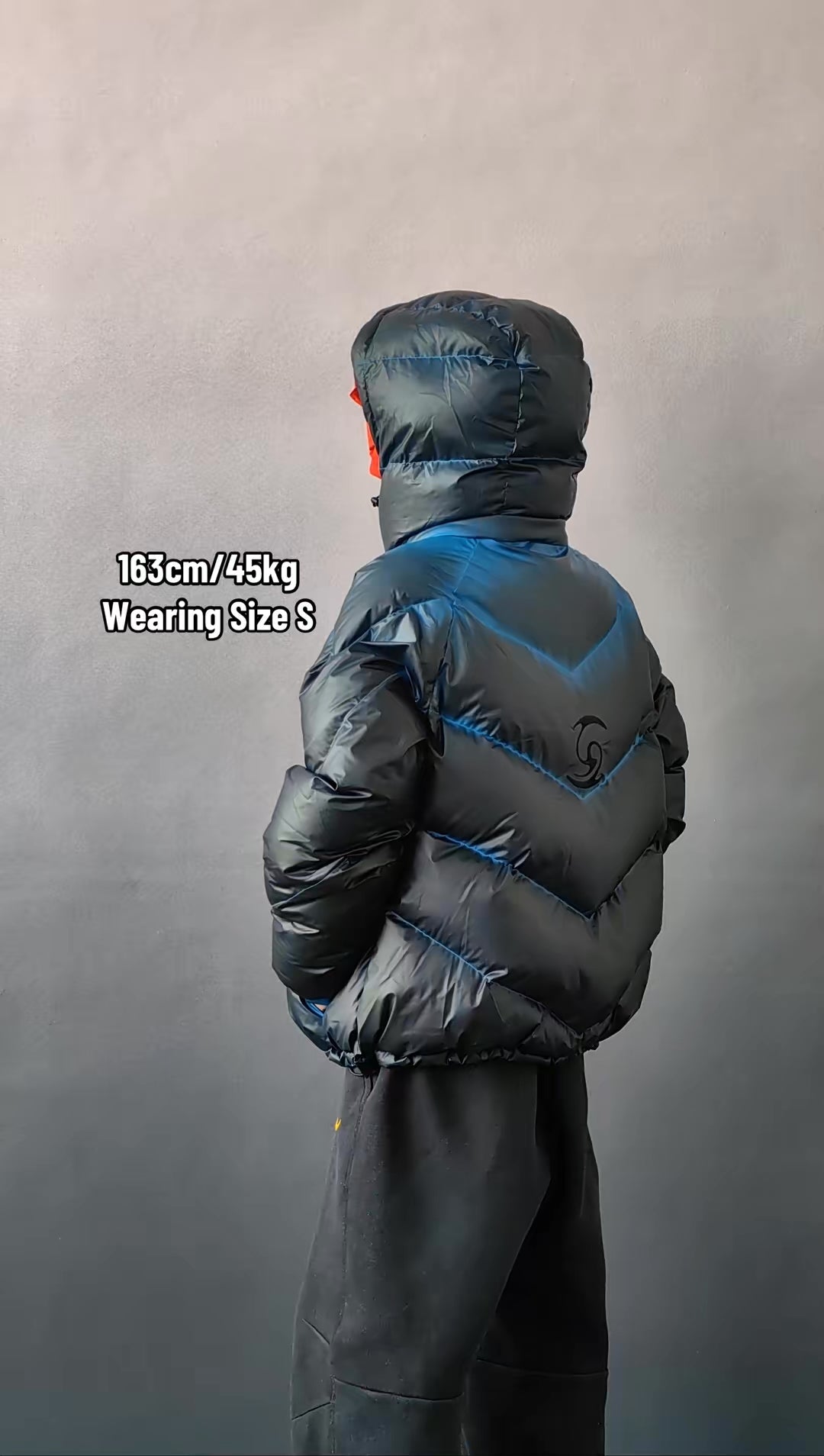“Dissipate” HEAT REACTIVE PUFFER - Wine